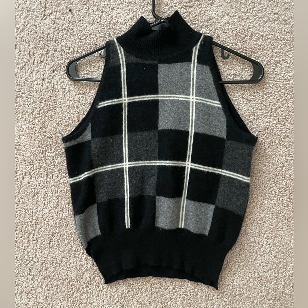 Cashmere crop sweater vest mock neck vintage